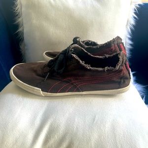 Puma Eco Ortholite black canvas women’s shoes